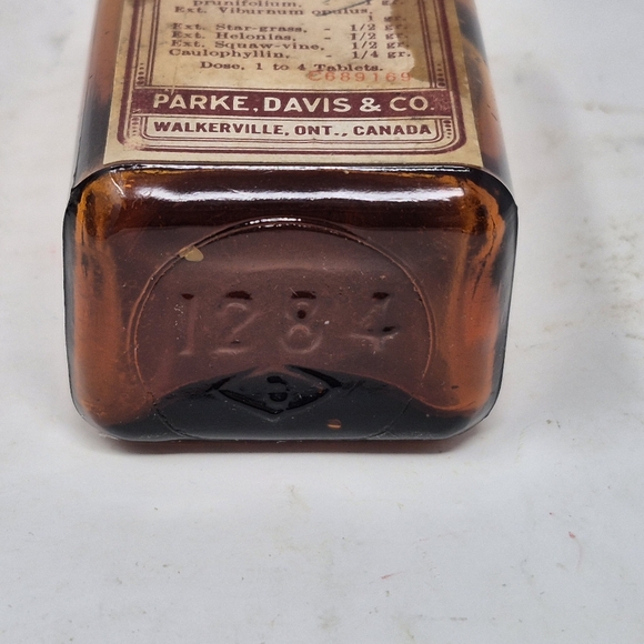 Vintage Amber Glass Parke,Davis & Co Small Medicine Bottle - Picture 7 of 7